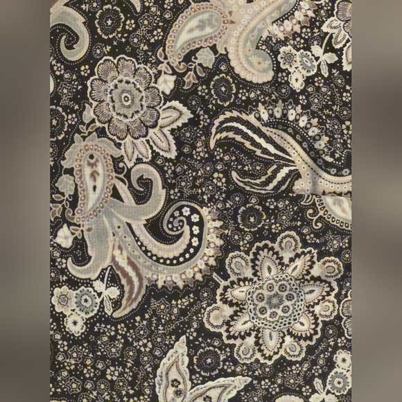 NWOT Croft & Barrow Blouse with V-Neck - Picture 2 of 9